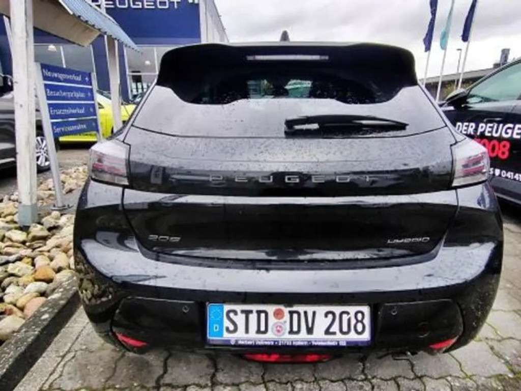 Peugeot e-208