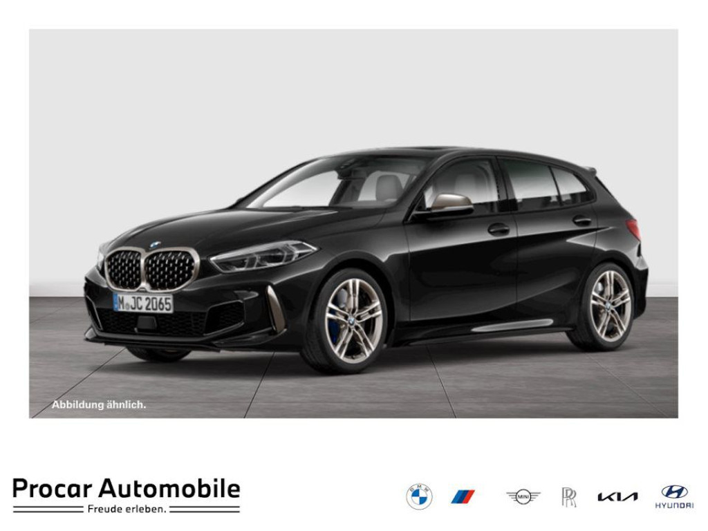 BMW M135i 2022 Benzine