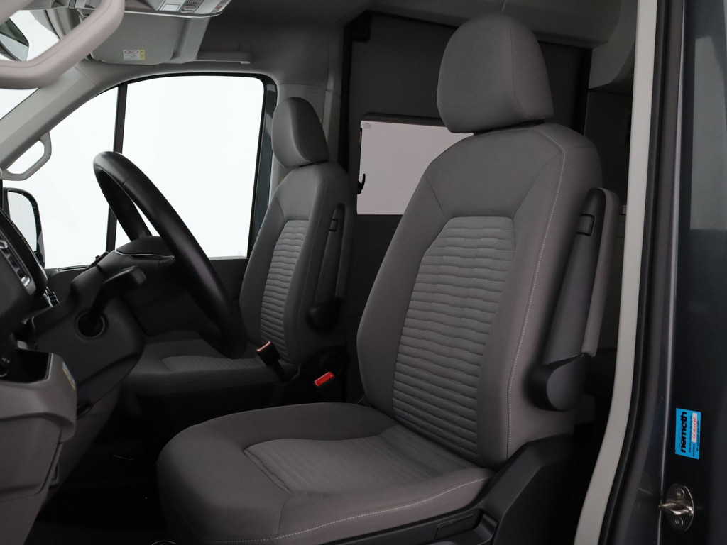 Volkswagen Grand California