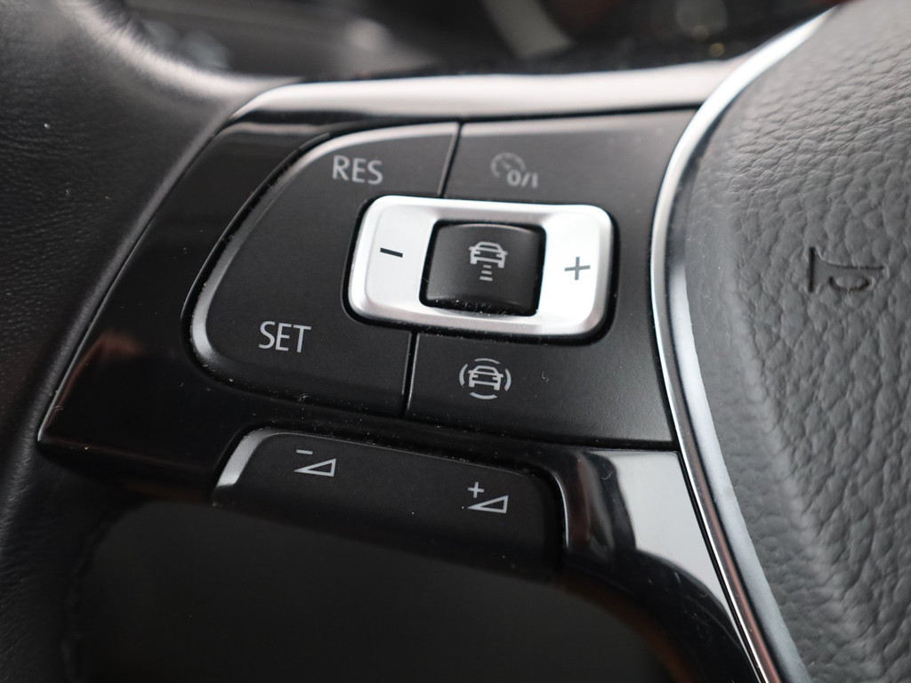 Volkswagen Grand California