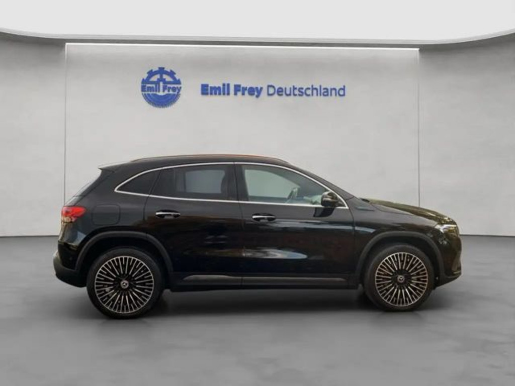 Mercedes-Benz EQA