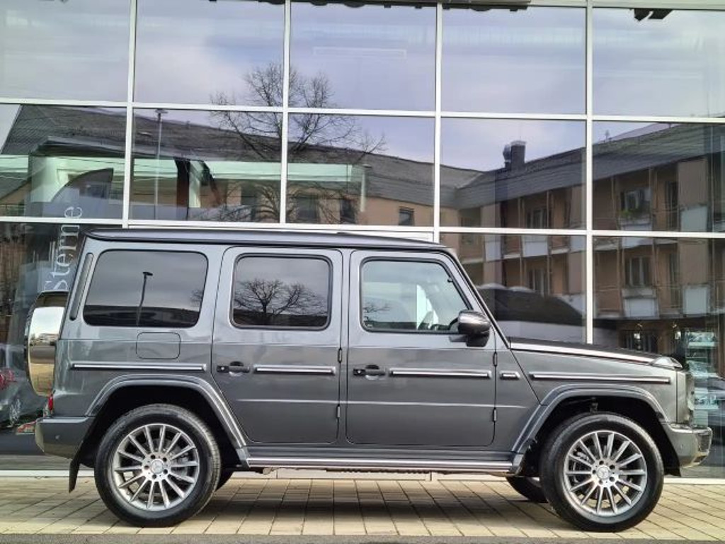 Mercedes-Benz G-Klasse