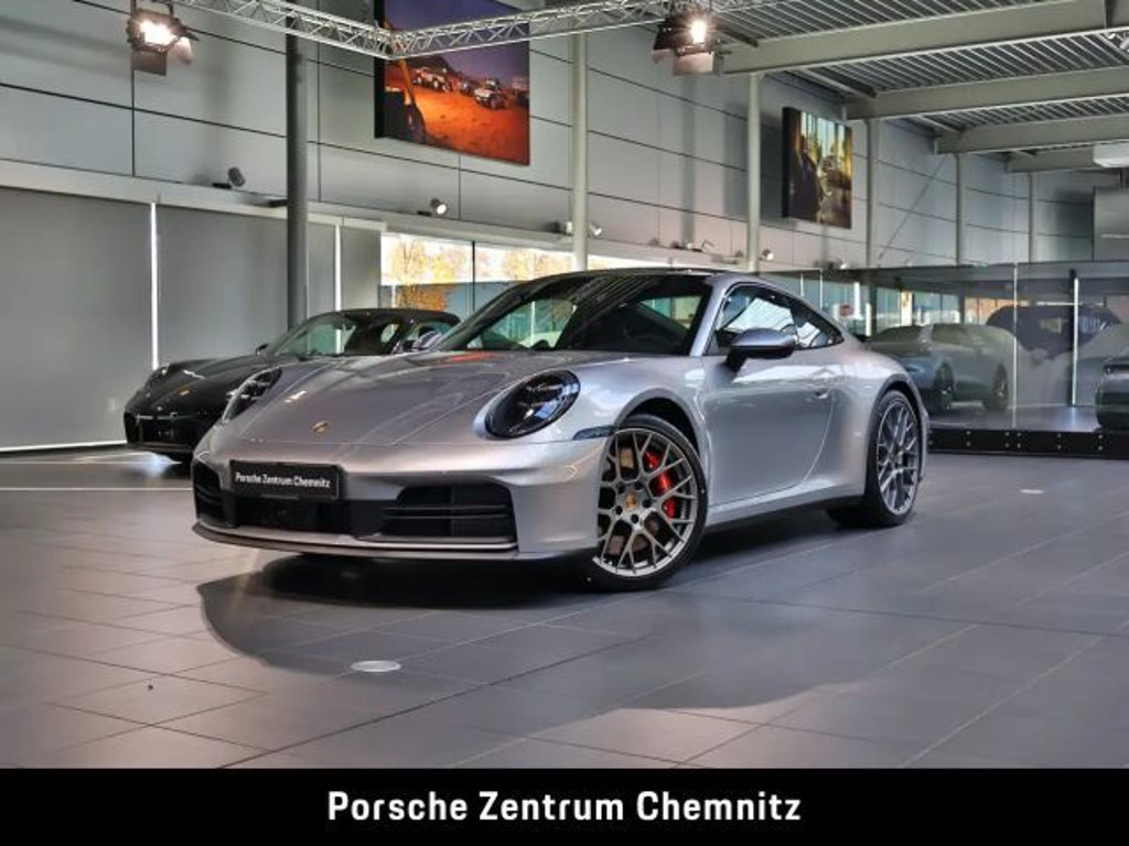 Porsche 911 2025 Benzine