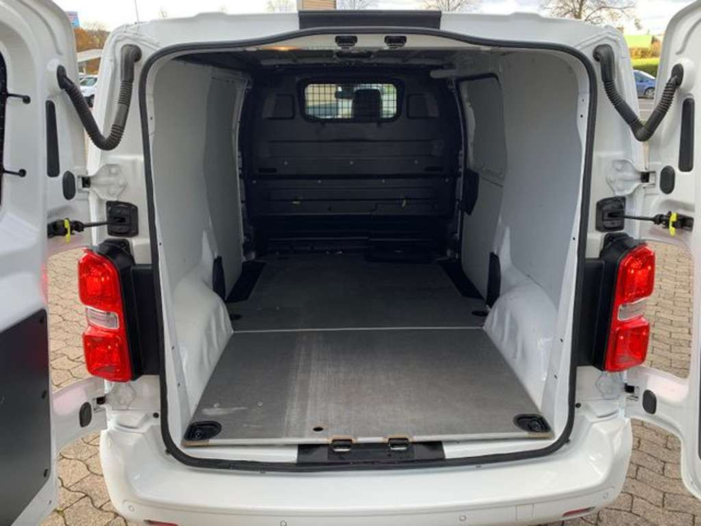 Toyota Proace Verso EV