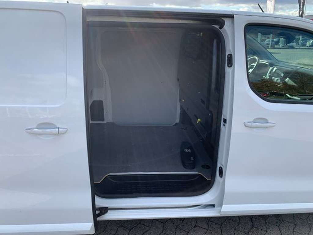 Toyota Proace Verso EV