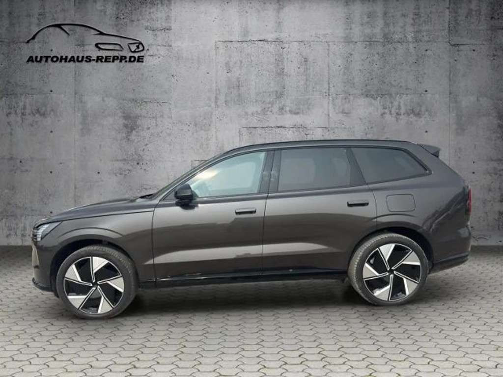 Volvo EX90