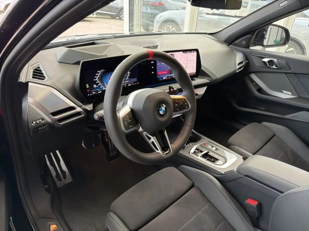 BMW M140i