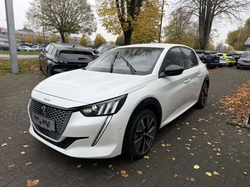 Peugeot e-208