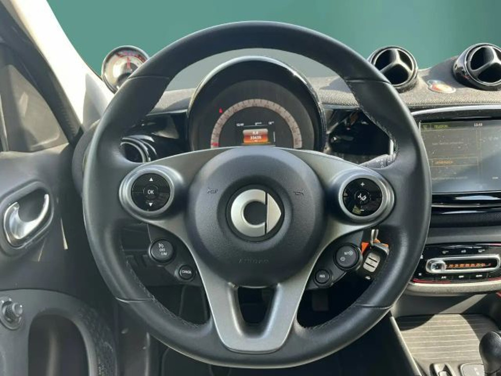 Smart EQ forfour