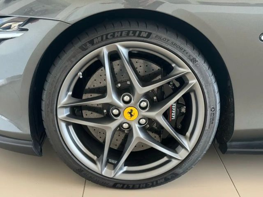 Ferrari Roma