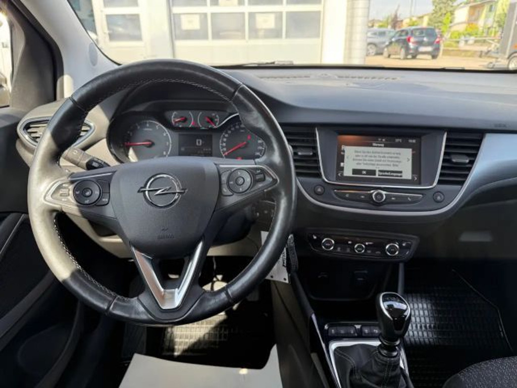 Opel Crossland X