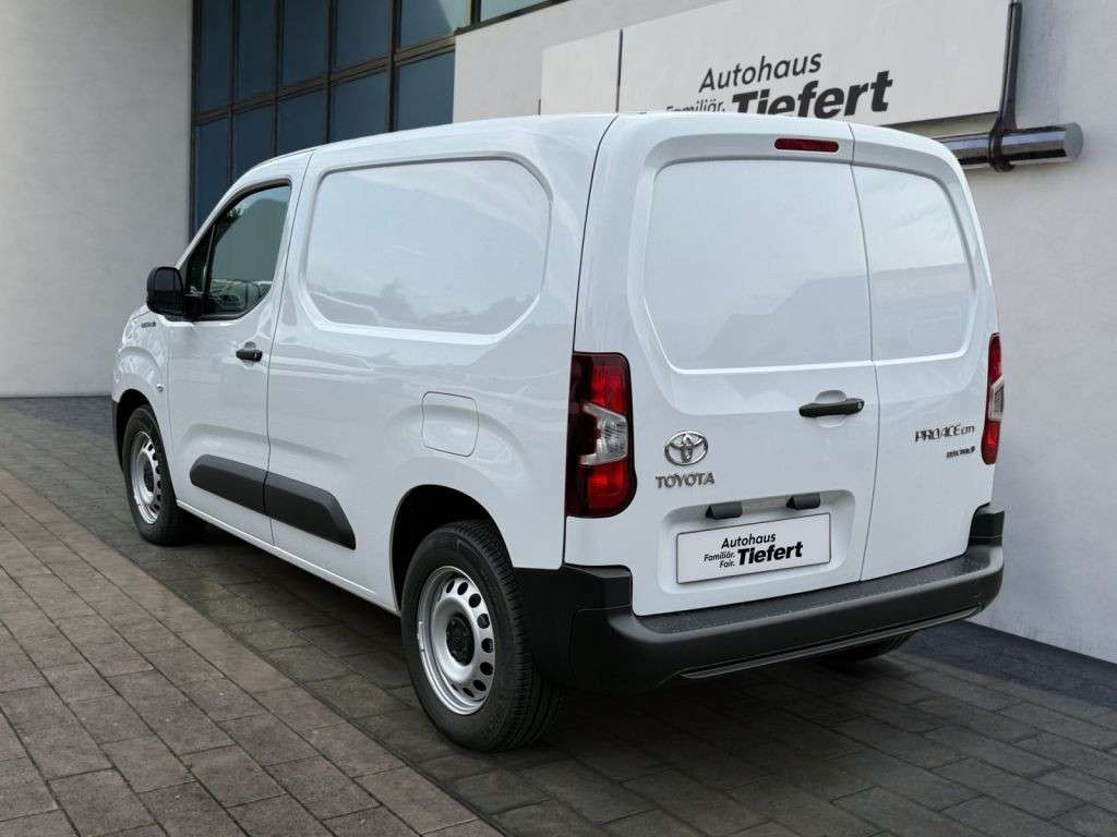 Toyota Proace City EV