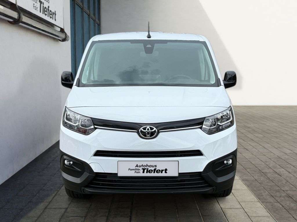 Toyota Proace City EV