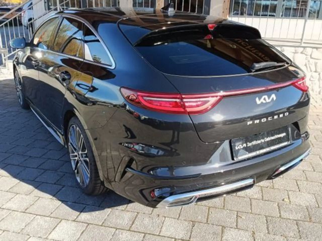 Kia ProCeed