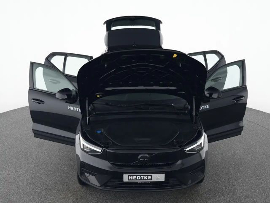 Volvo EX40
