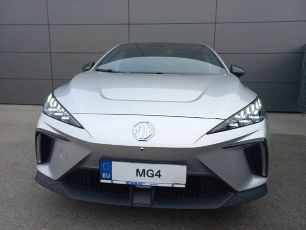 MG MG4