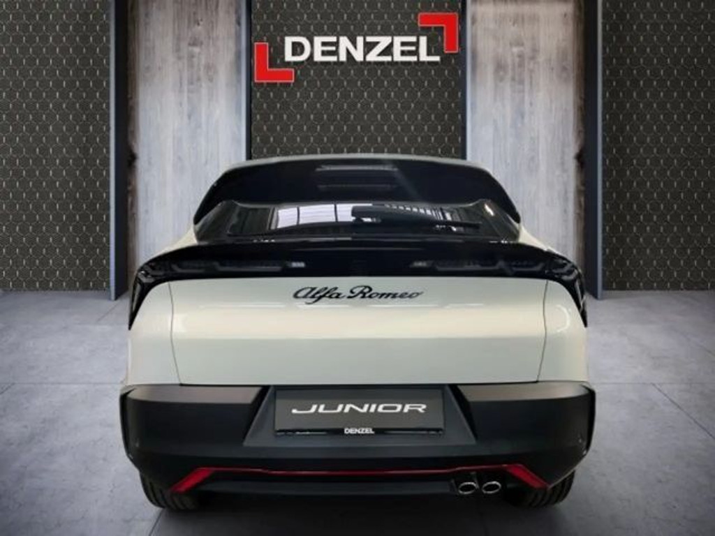 Alfa Romeo Junior