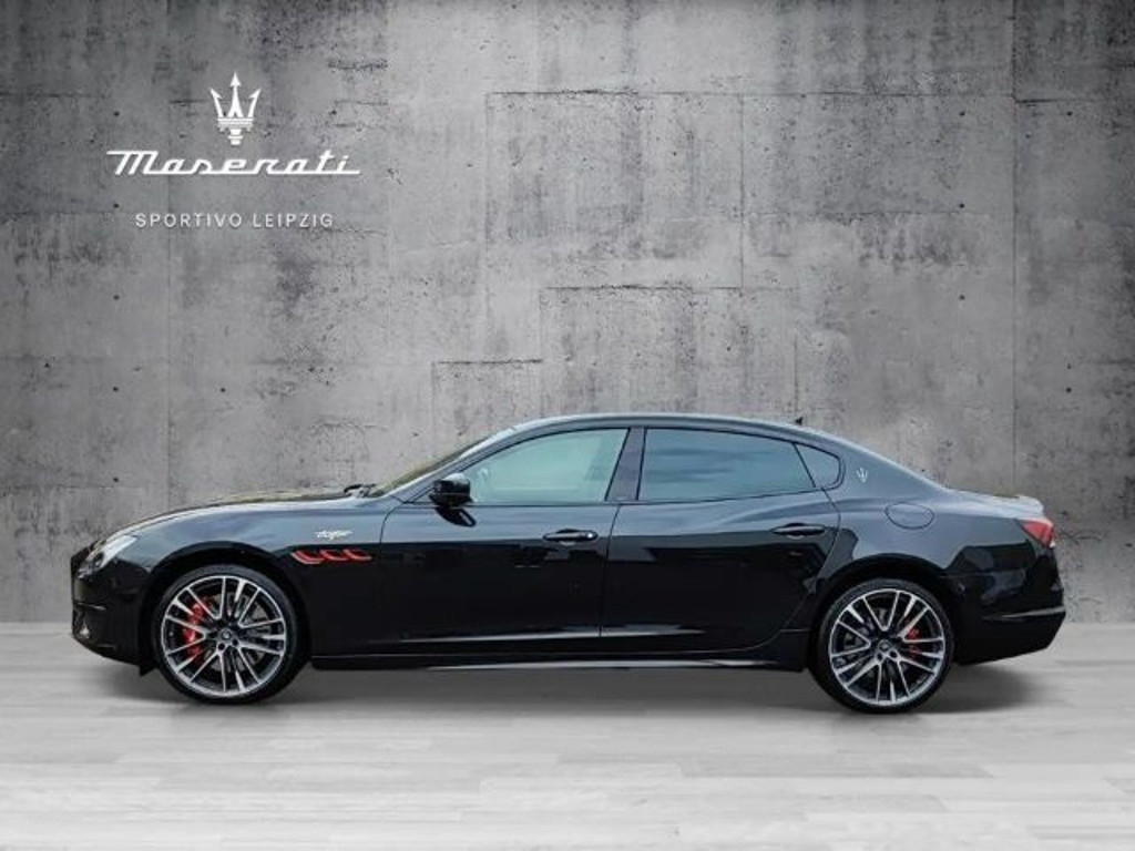 Maserati Quattroporte
