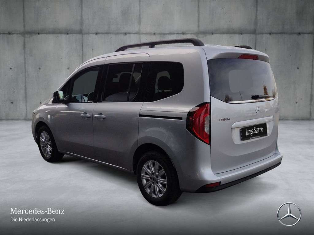 Mercedes-Benz T 180