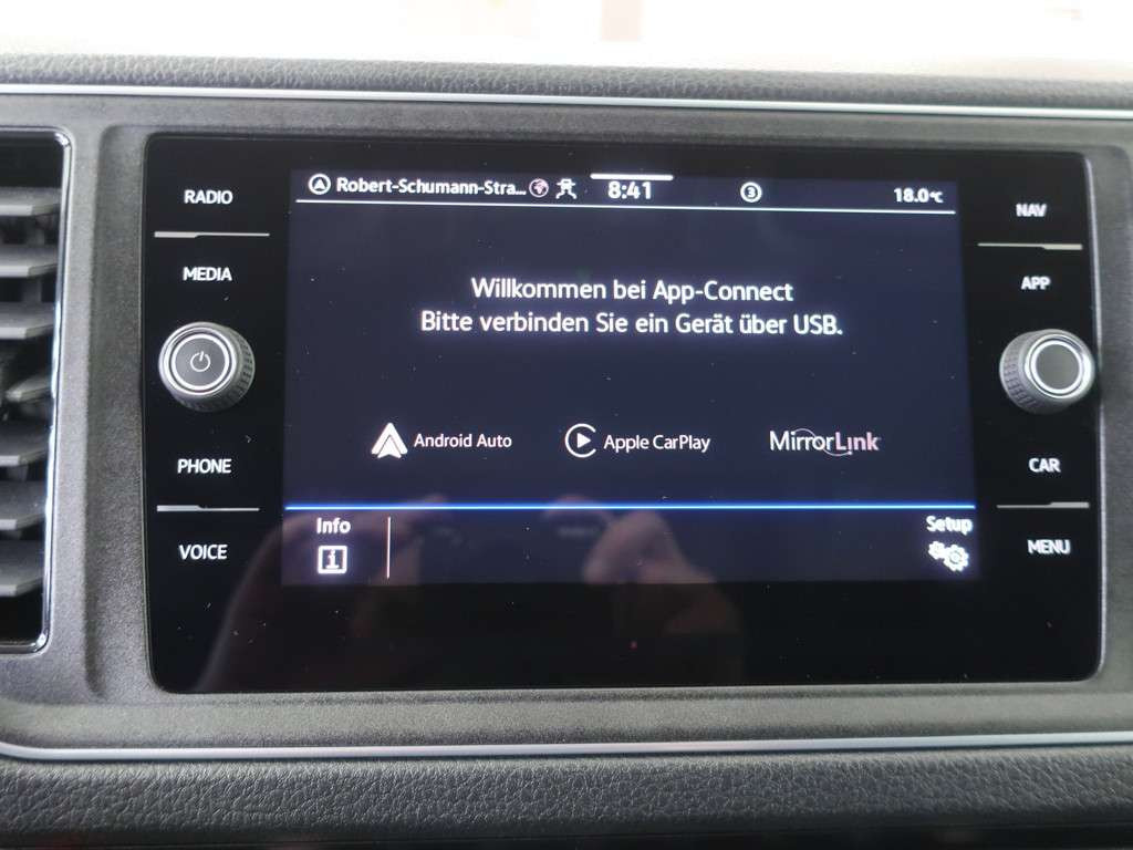 Volkswagen Grand California