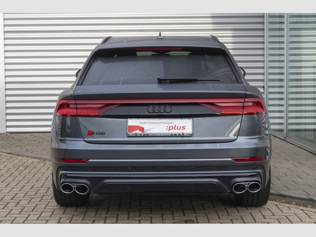 Audi SQ8