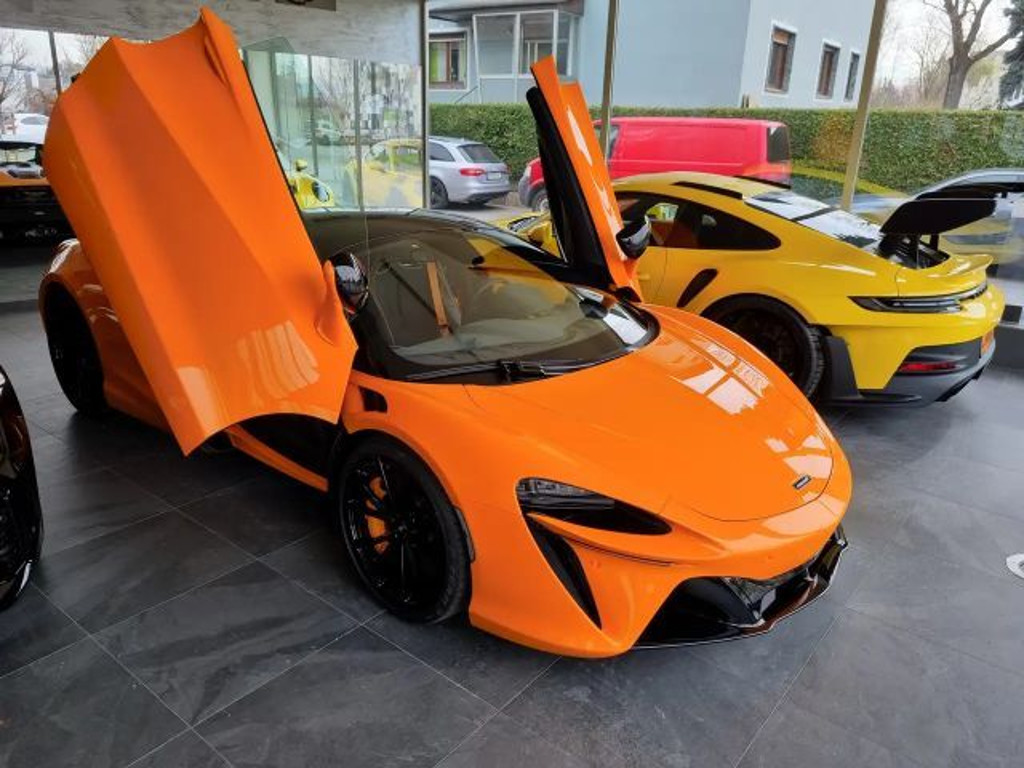 McLaren Artura 2024 Hybride Benzine