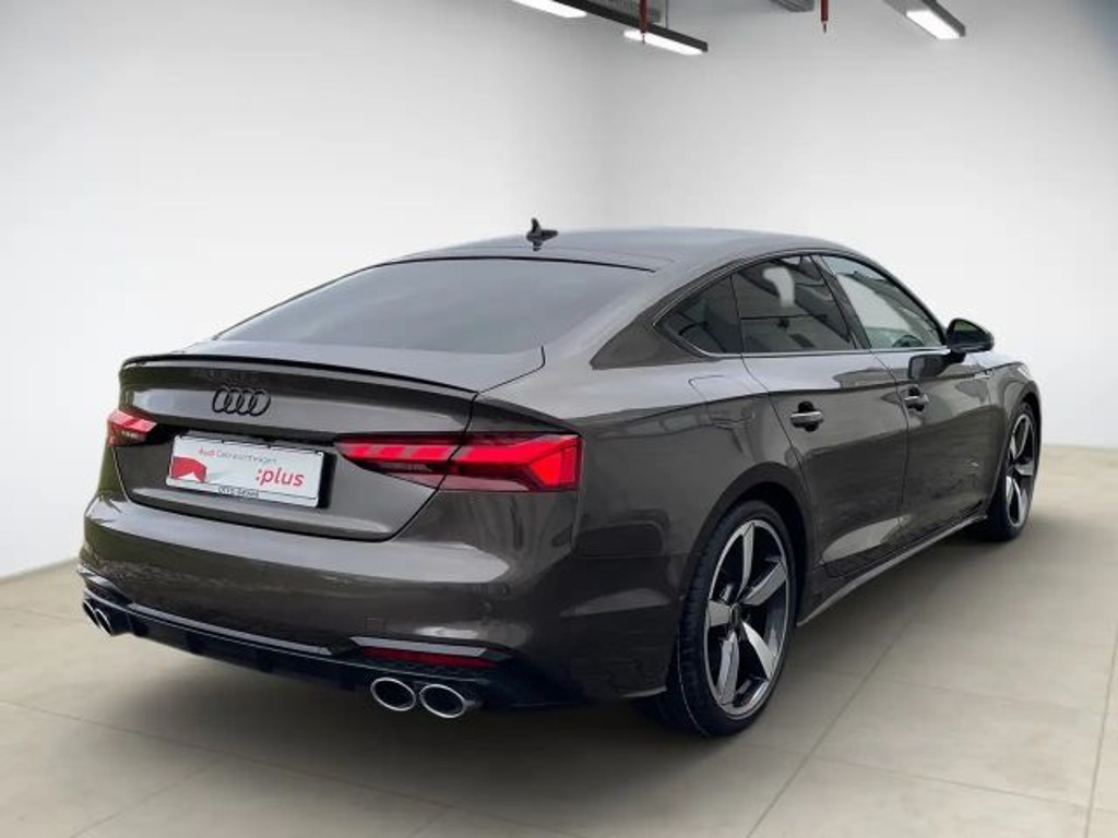 Audi S5