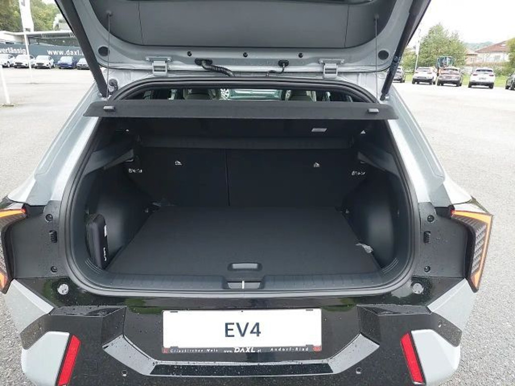 Kia EV4