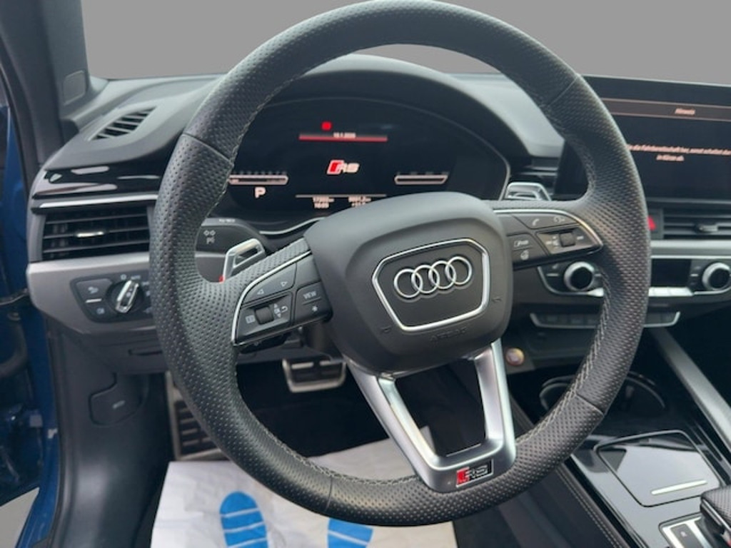 Audi RS4
