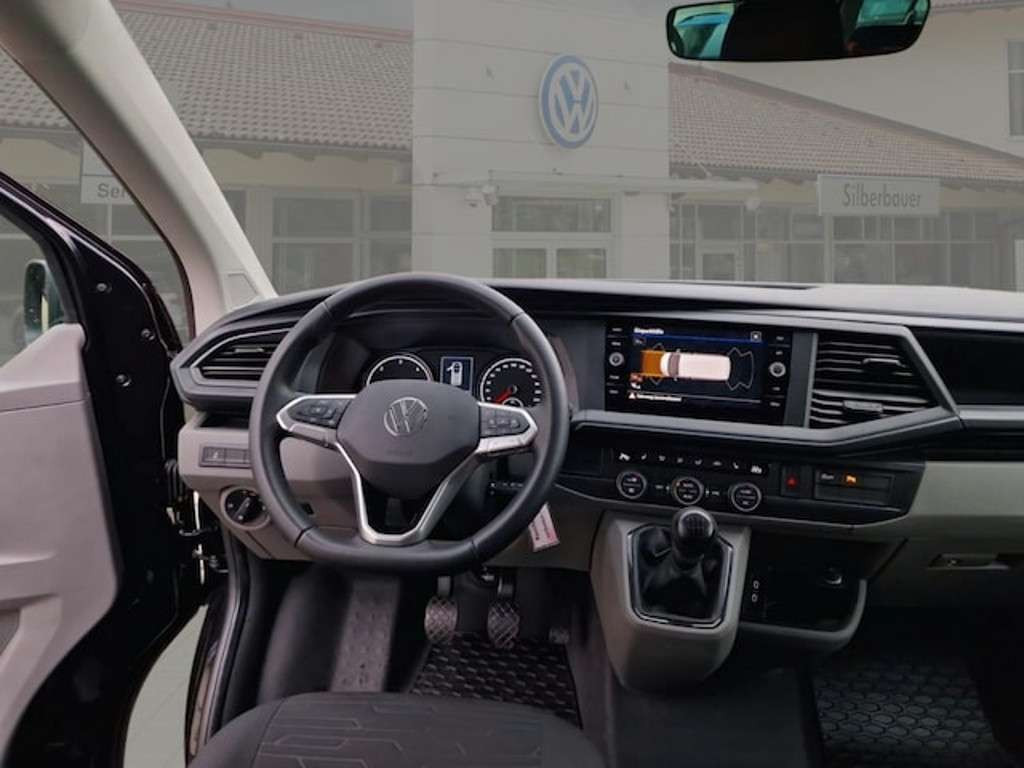 Volkswagen Caravelle
