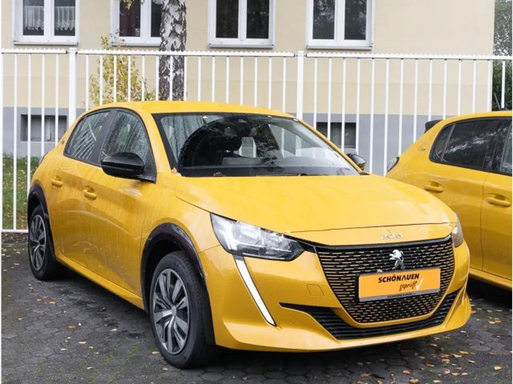 Peugeot e-208