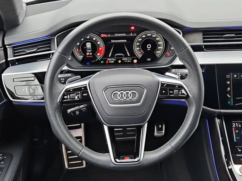 Audi S8