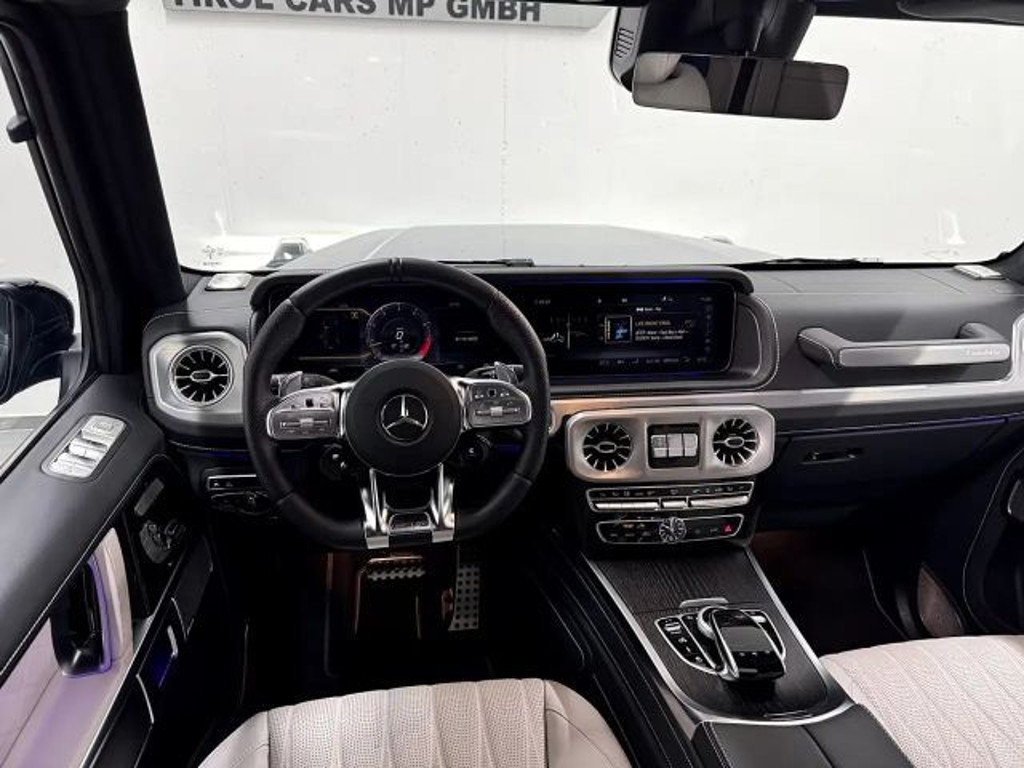 Mercedes-Benz G-Klasse