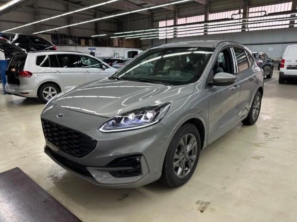 Ford Kuga 2023 Benzine