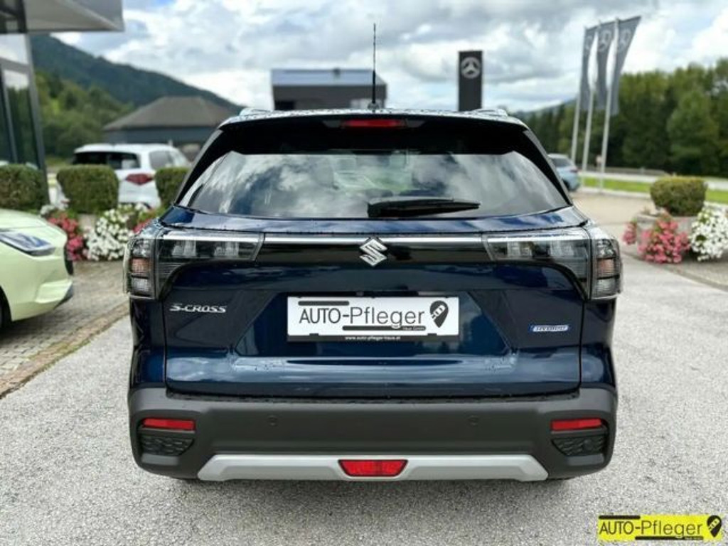 Suzuki S-Cross