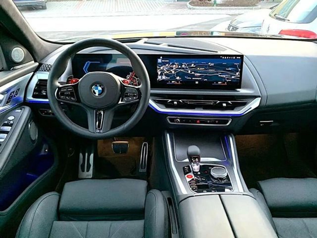 BMW XM