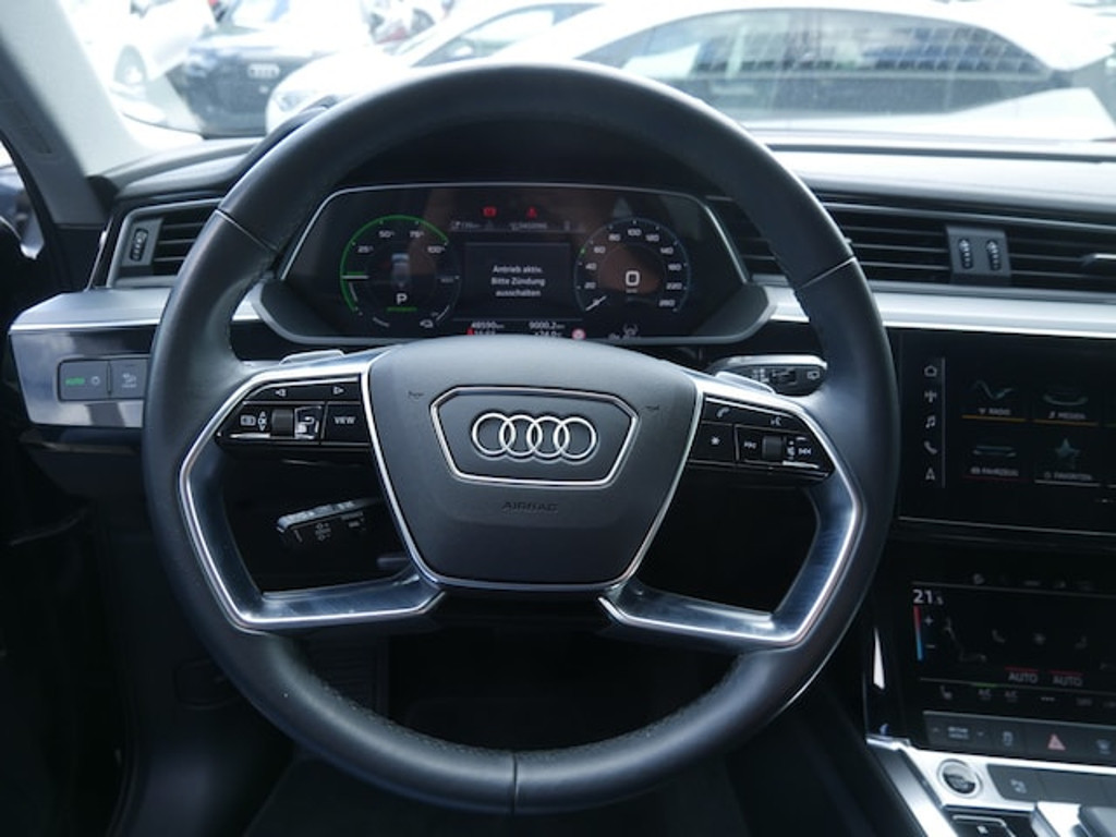 Audi e-tron