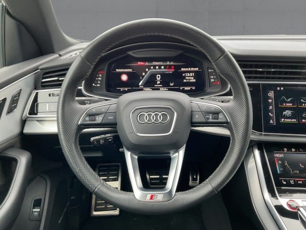 Audi SQ8