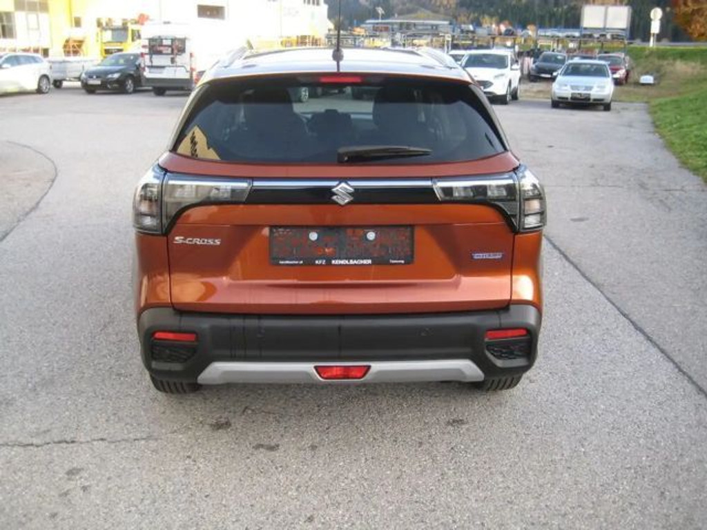 Suzuki S-Cross