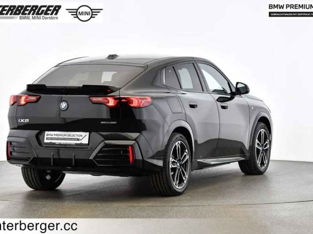 BMW iX2