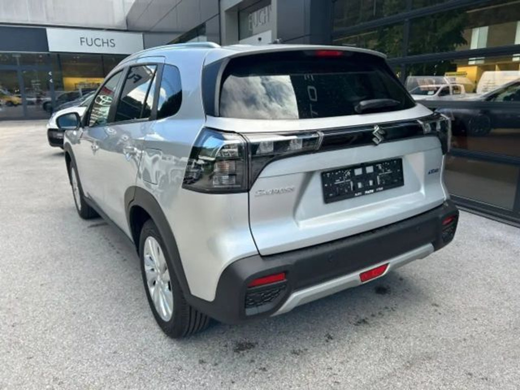 Suzuki S-Cross
