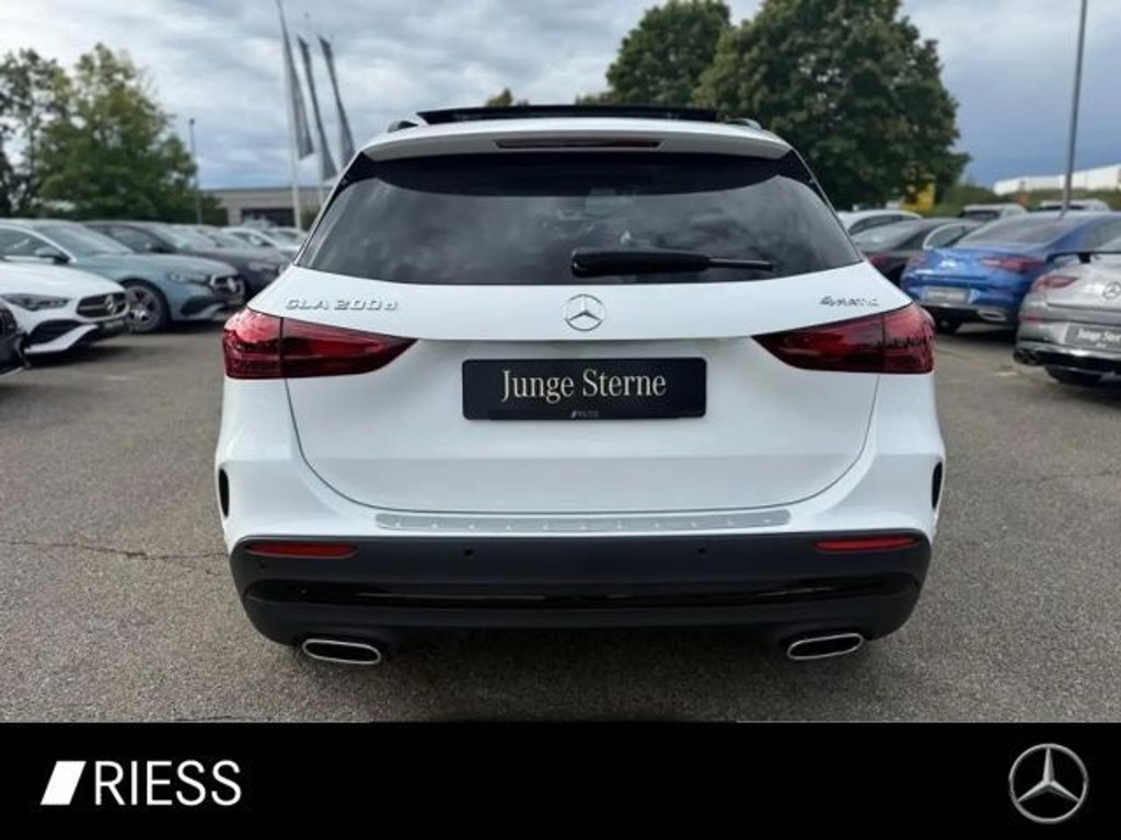 Mercedes-Benz GLA-Klasse