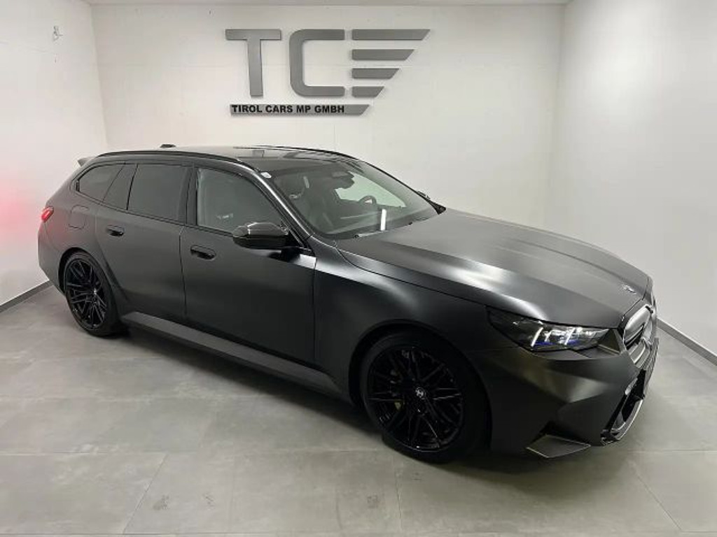 BMW M5 2025 Hybride Benzine