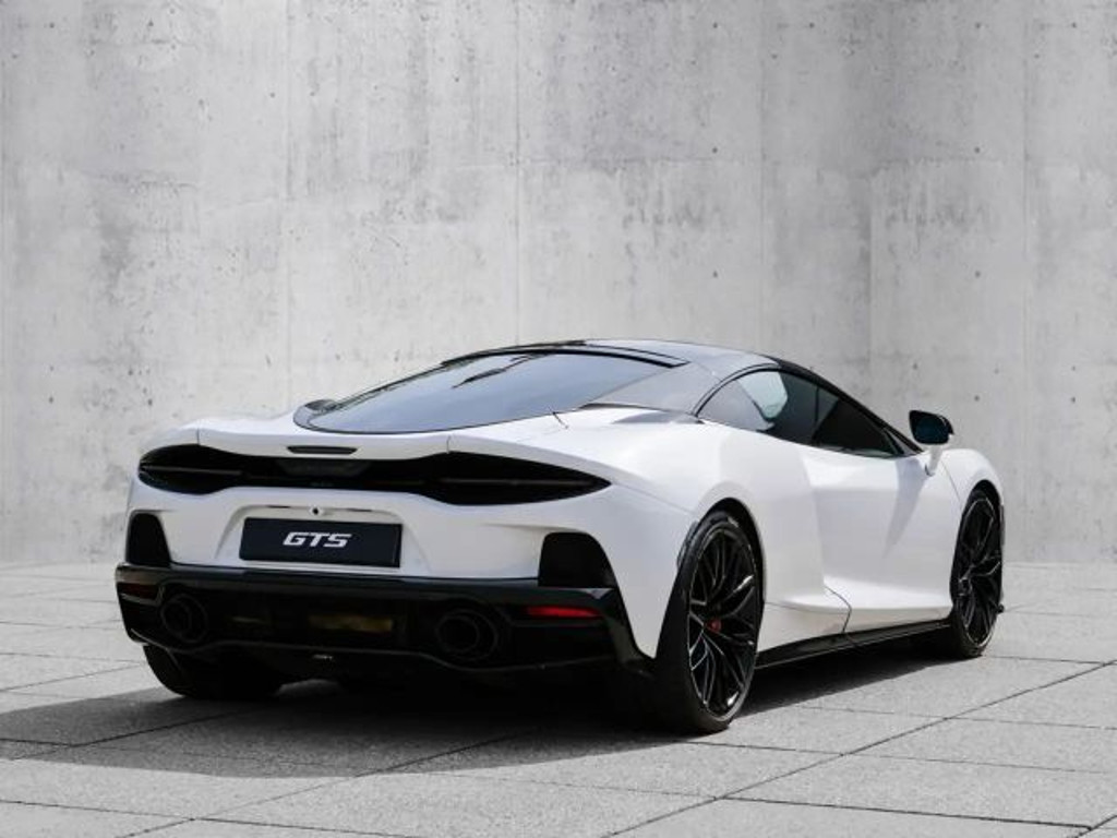 McLaren GTS