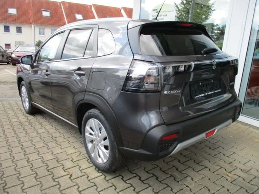 Suzuki S-Cross
