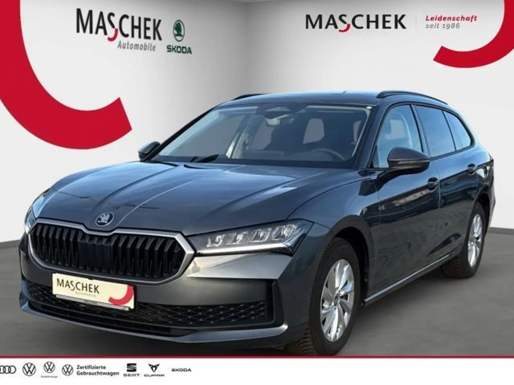 Skoda Superb 2025 Benzine