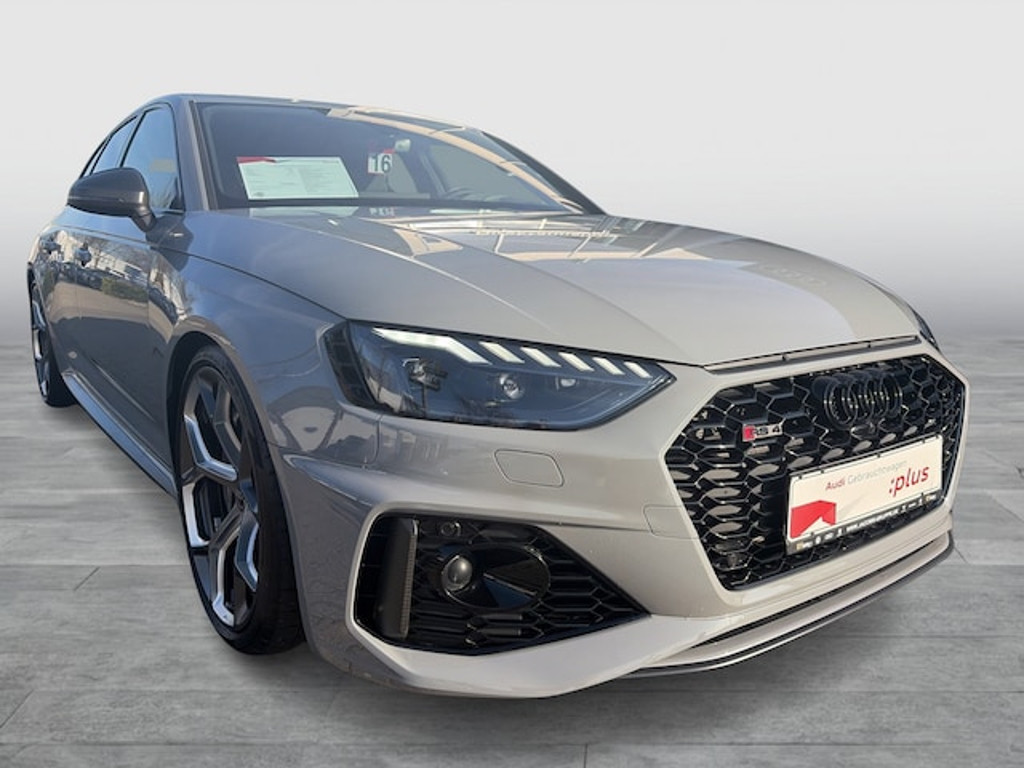 Audi RS4