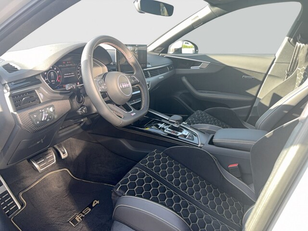 Audi RS4