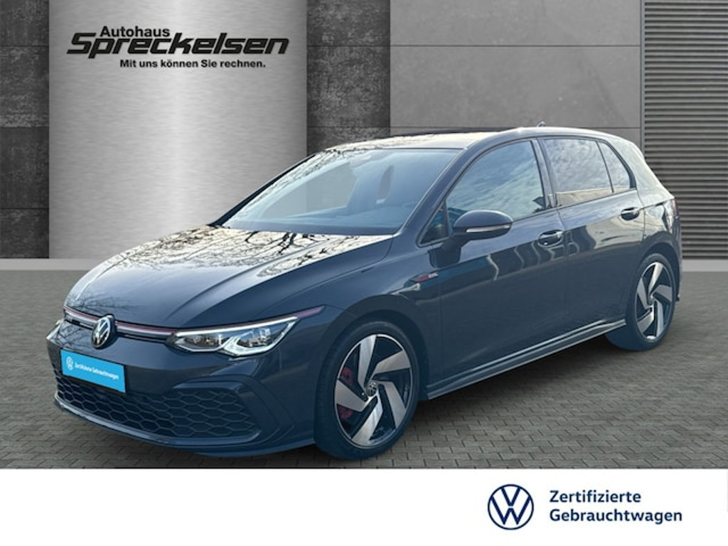 Volkswagen Golf 2023 Benzine