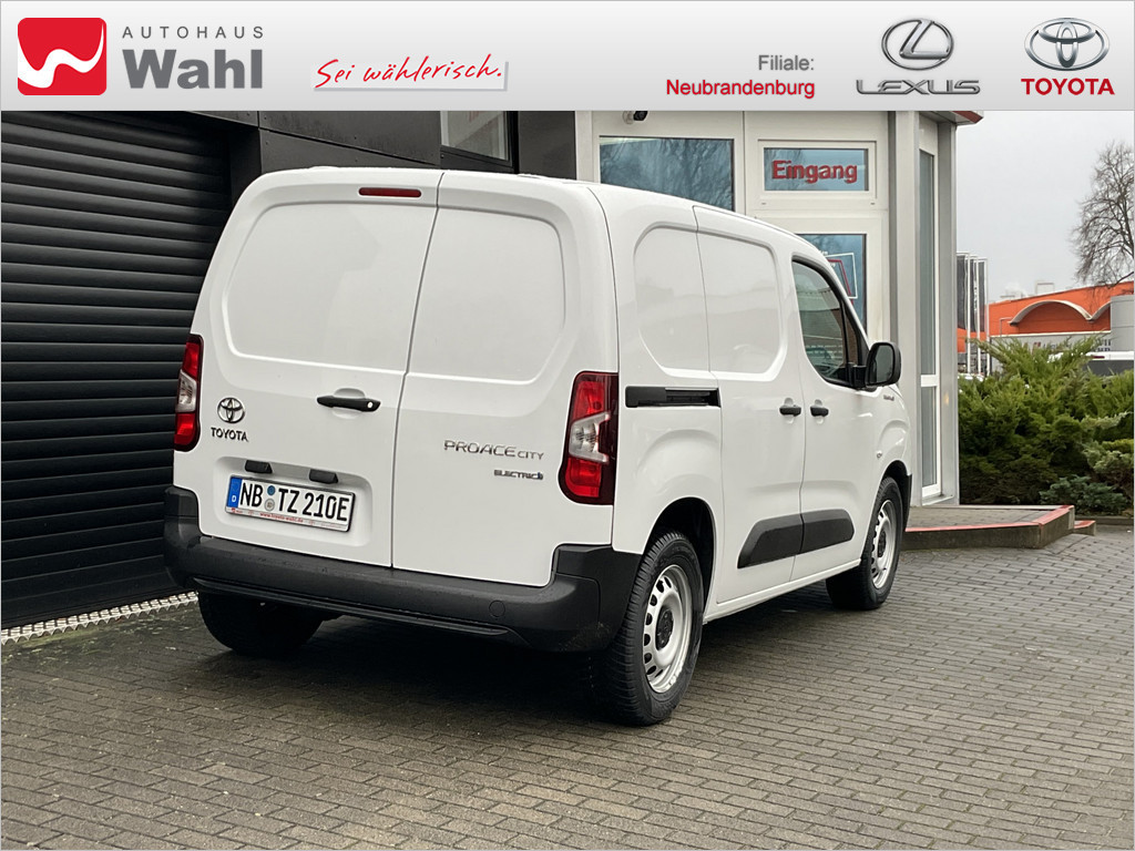 Toyota Proace City EV